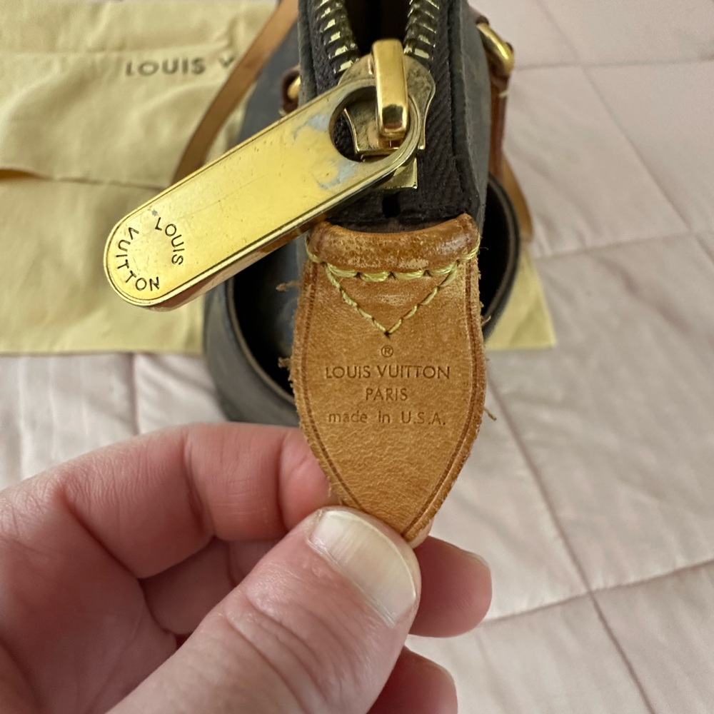 Louis Vuitton Totally MM - Picture 3 of 16